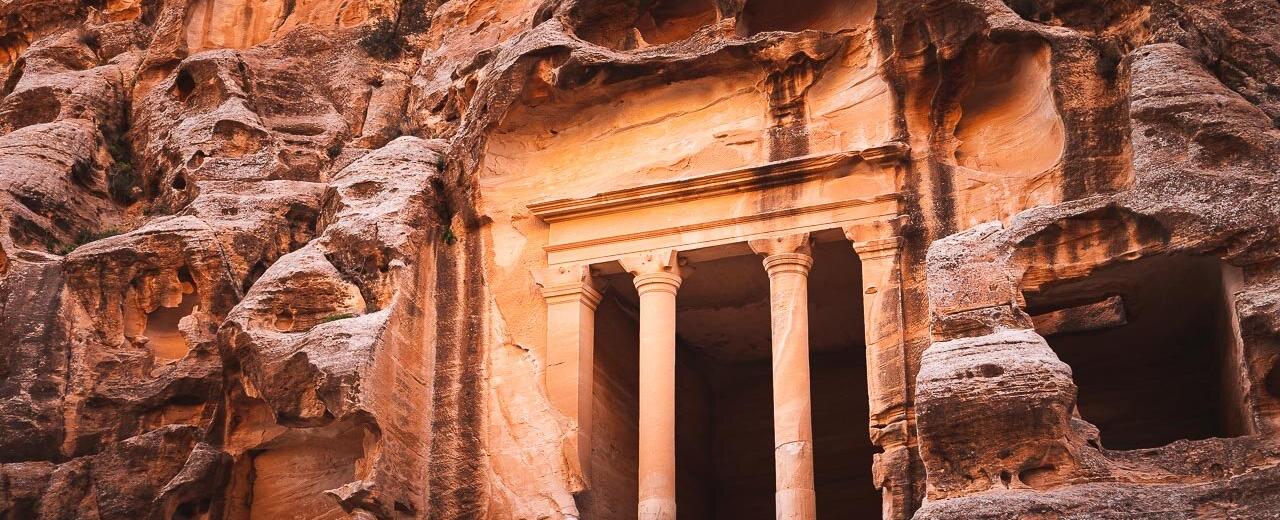 Entrance to Petra Jordan-Everything You Should Know Before Visiting