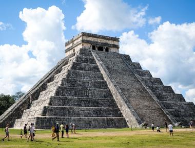 Bus from Cancún to Chichén Itzá - A Complete Travel Guide